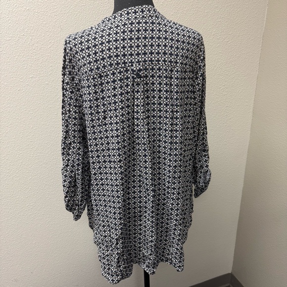 Cato Navy White Print Blouse 18/20W Boho Career Casual Roll Sleeve Top - Picture 5 of 10